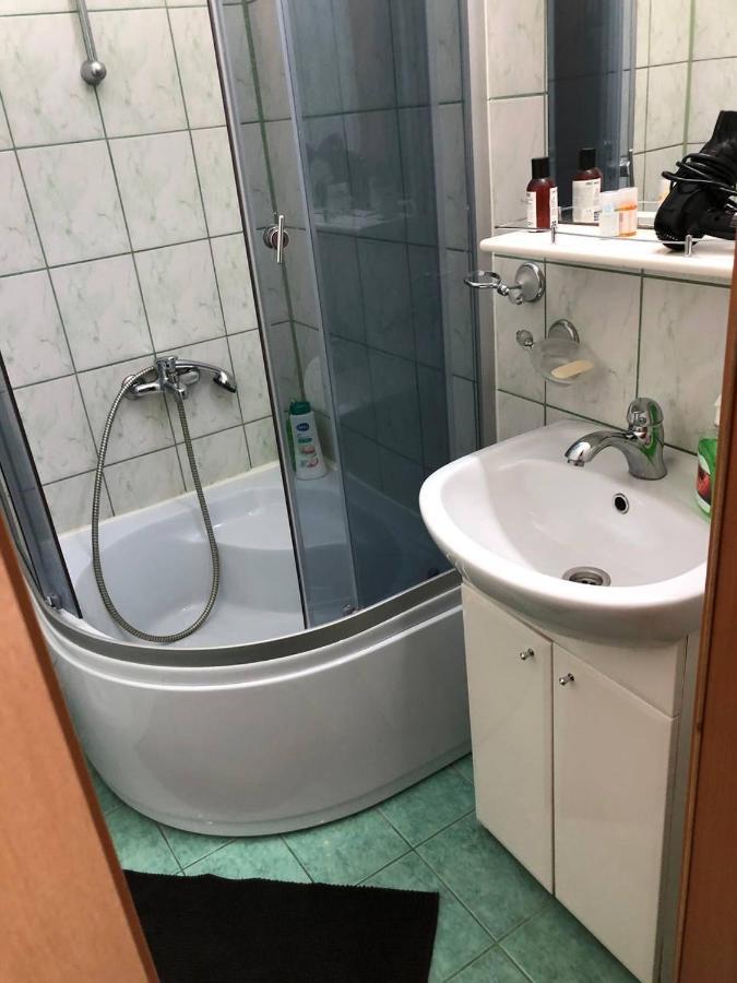 Apartment Karpintsa Λβιβ Εξωτερικό φωτογραφία